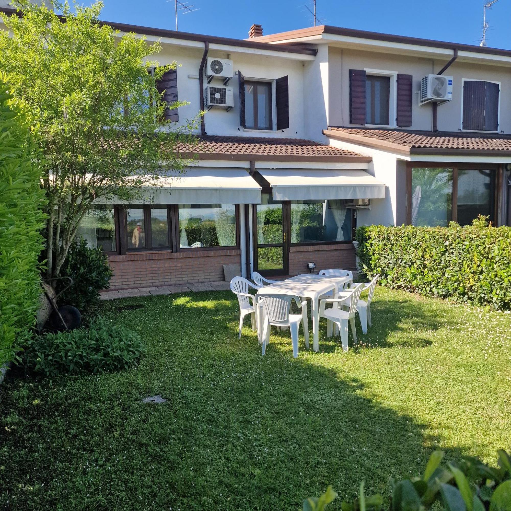Residenza Vittoria Villa Bagnolo San Vito Buitenkant foto
